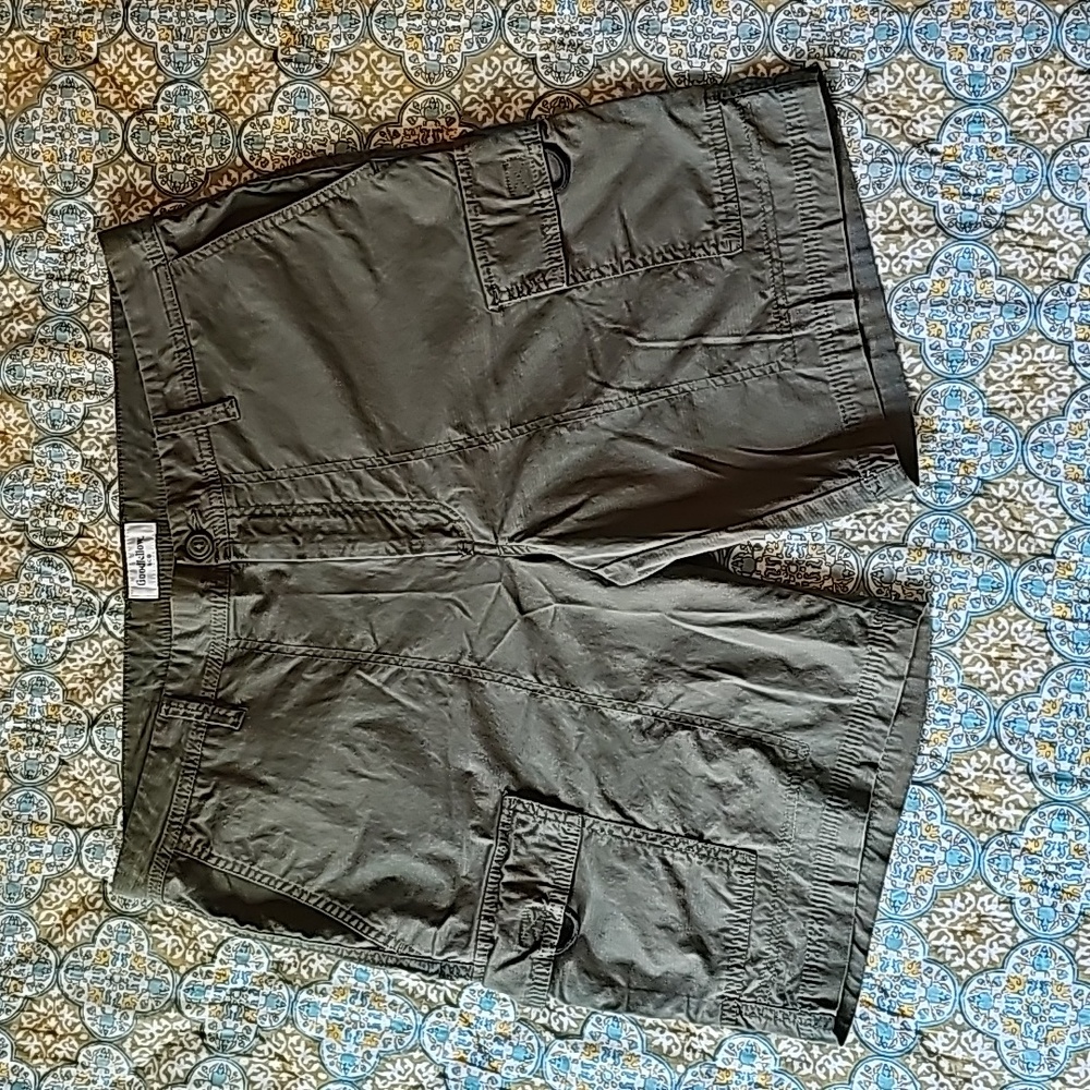 Goodfellow Co Mens 36 Olive Green Cotton Twill Multi Pocket Utility Cargo Shorts